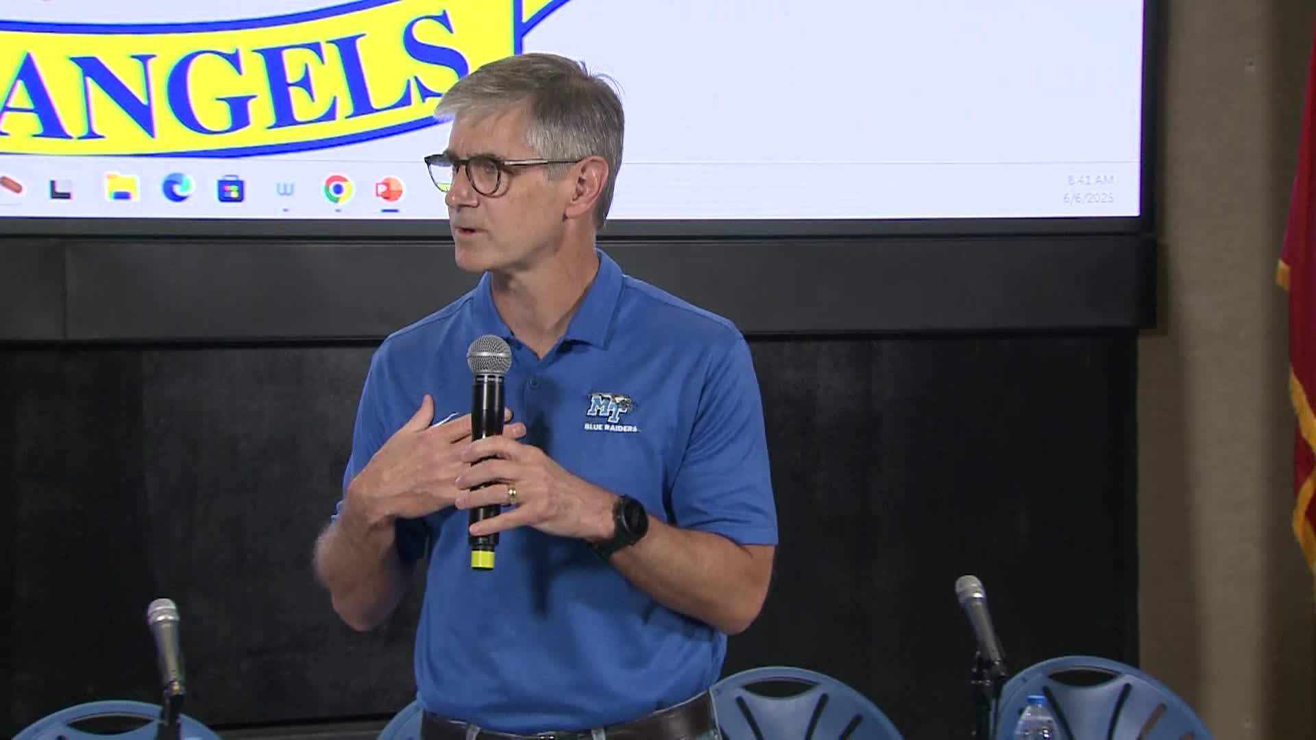 Thumbnail image for US NAVY BLUE ANGELS Visit MTSU